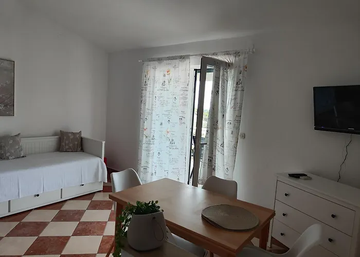 Appartement Rubi 4 Primošten
